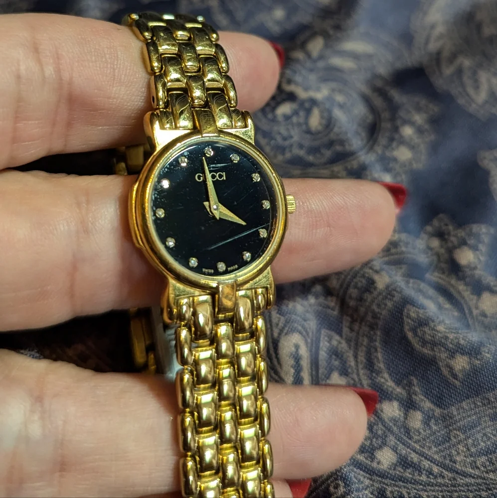 Gucci 3400L Diamond Watch - Picture 2 of 8